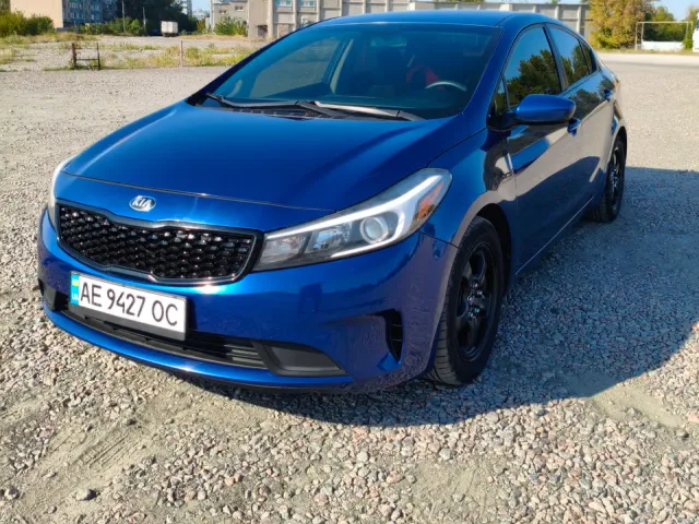 Kia Forte - фото 1