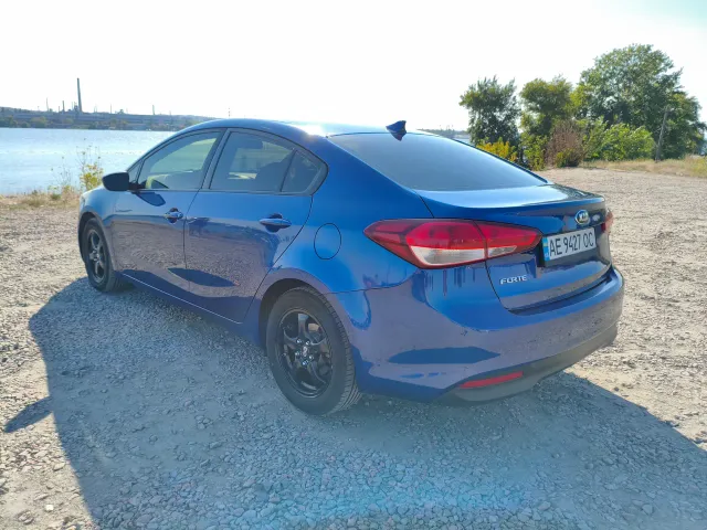 Kia Forte - фото 5