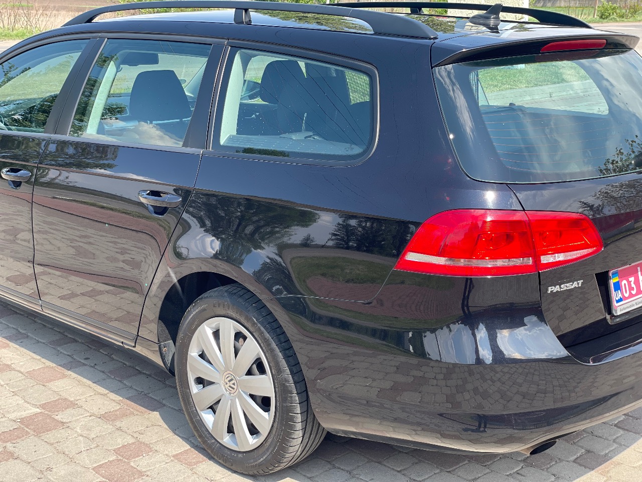 Volkswagen Passat 2012, Житомир, $8 950 - зображення 2