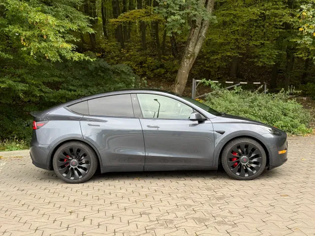 Tesla Model Y 2023, Тернопіль, $31 200 - зображення 5