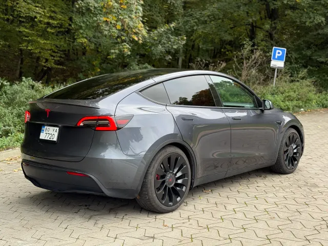 Tesla Model Y 2023, Тернопіль, $31 200 - зображення 4