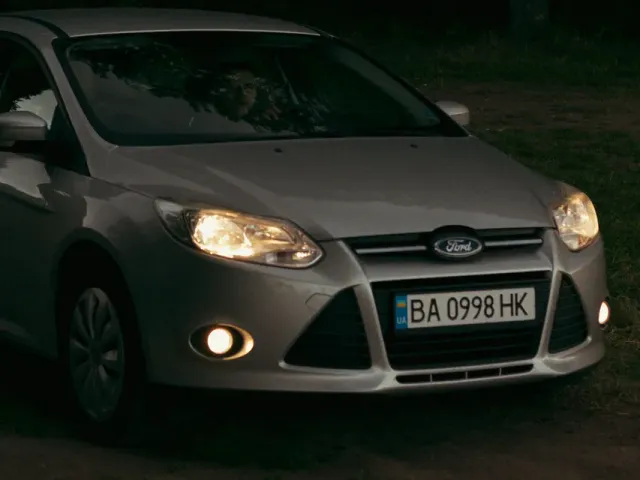 Ford Focus - фото 1