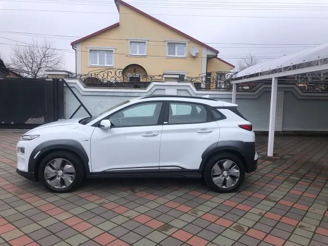 Hyundai Kona - фото 5