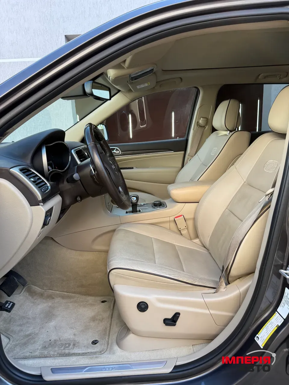 Jeep Grand Cherokee - фото 15