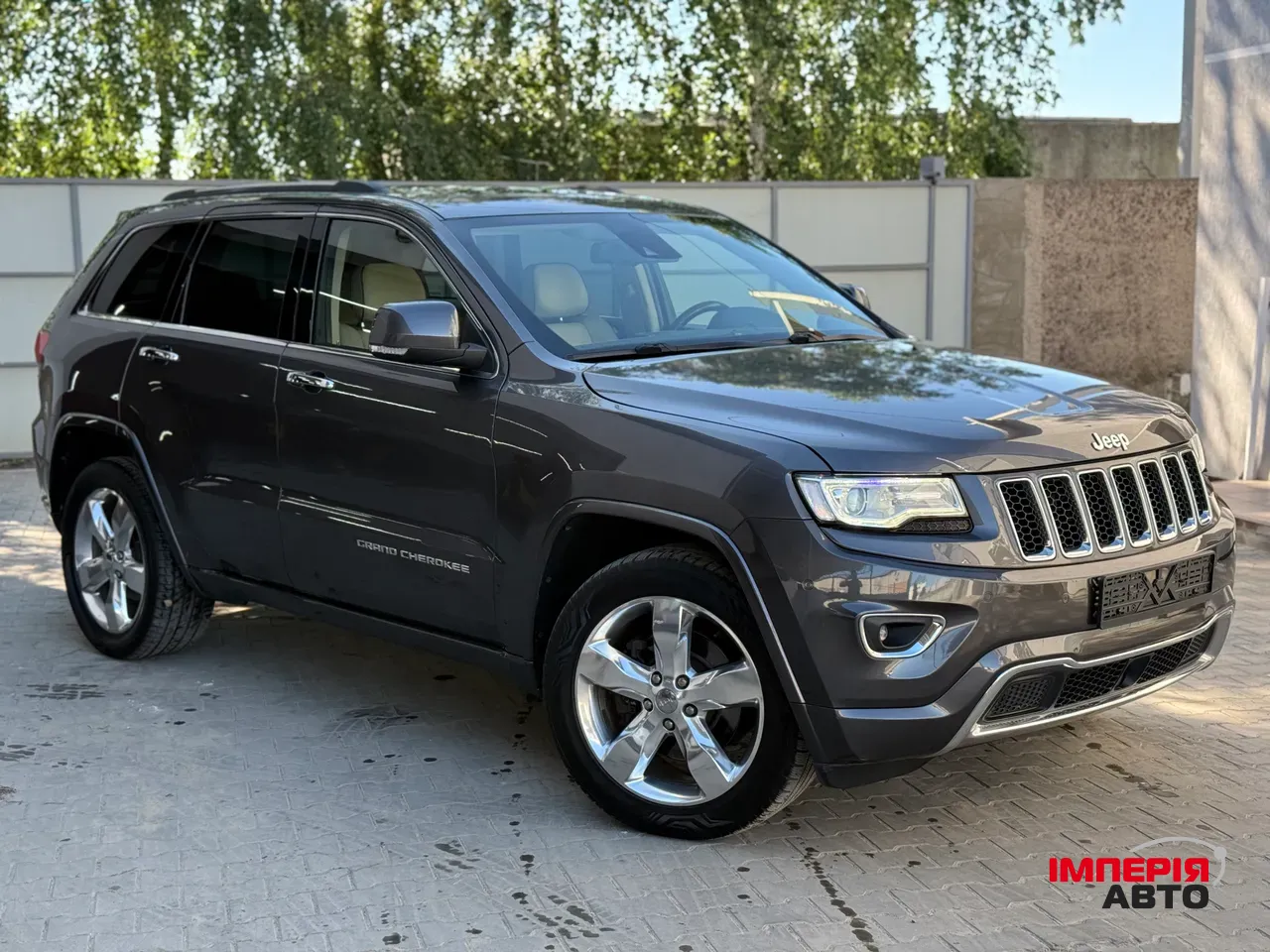 Jeep Grand Cherokee - фото 3