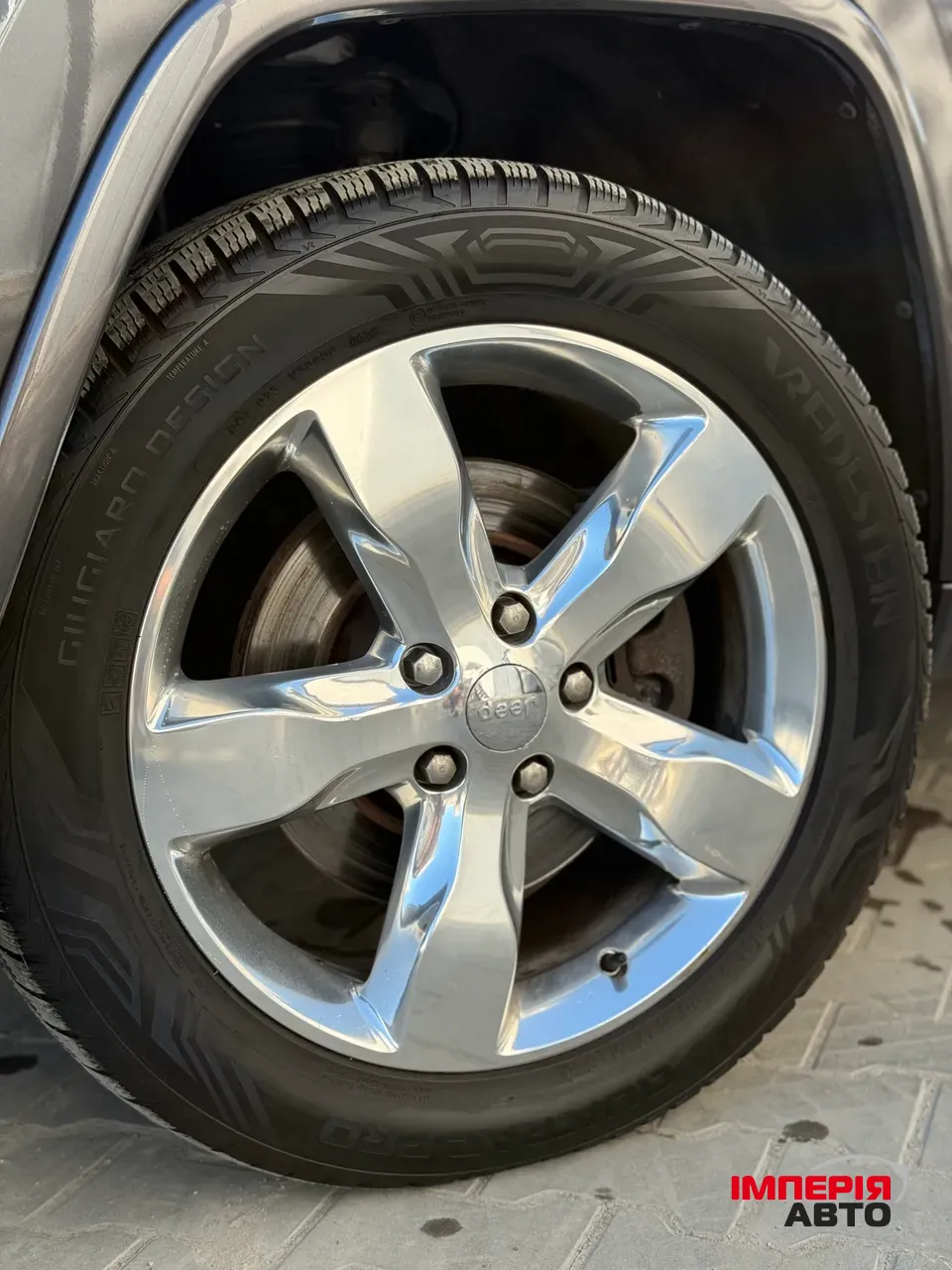 Jeep Grand Cherokee - фото 14