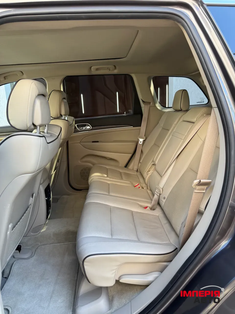 Jeep Grand Cherokee - фото 29