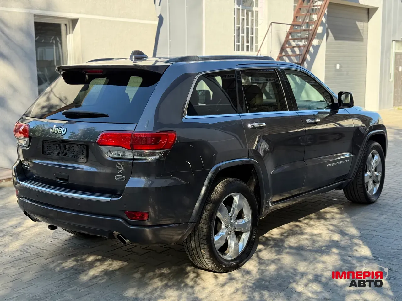 Jeep Grand Cherokee - фото 6
