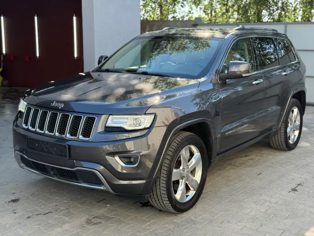Jeep Grand Cherokee - фото 3