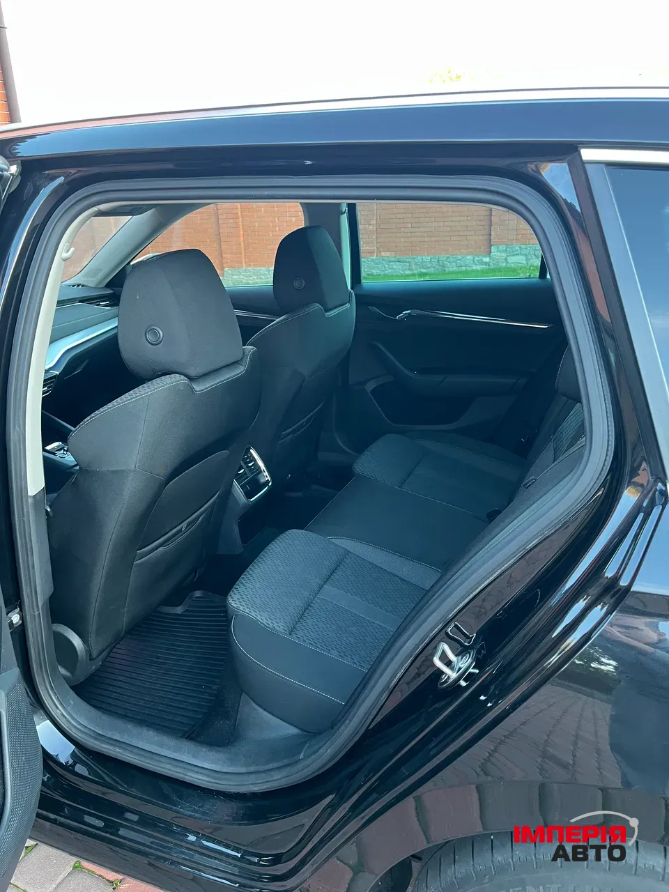 Skoda Octavia - фото 12