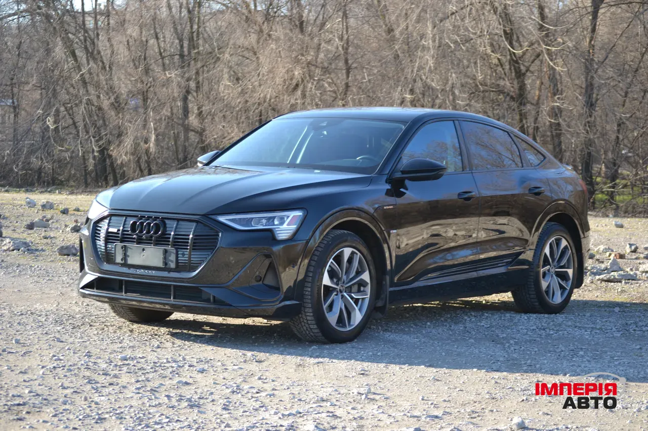 Audi e-tron Sportback - фото 1