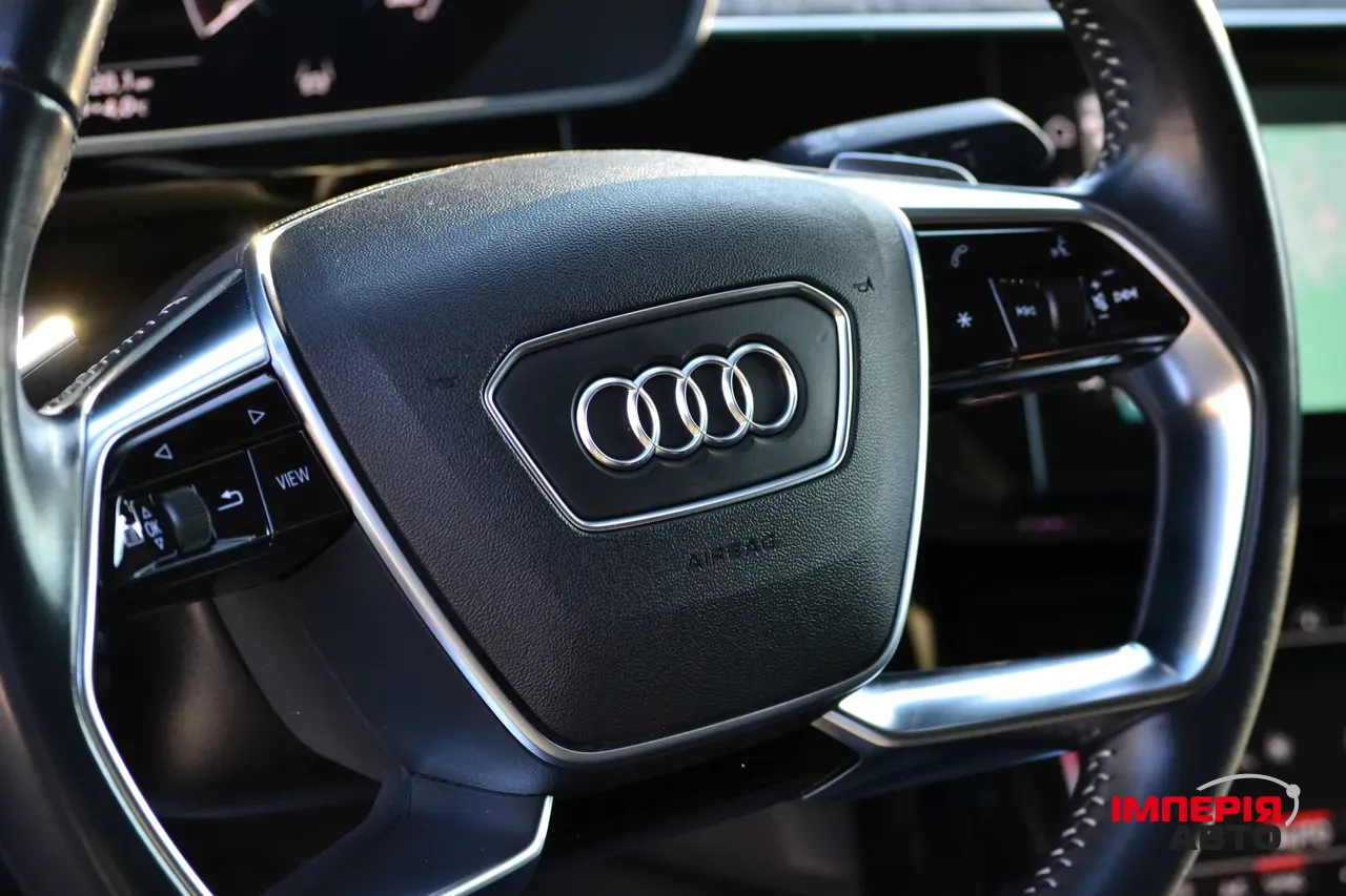 Audi e-tron Sportback - фото 25