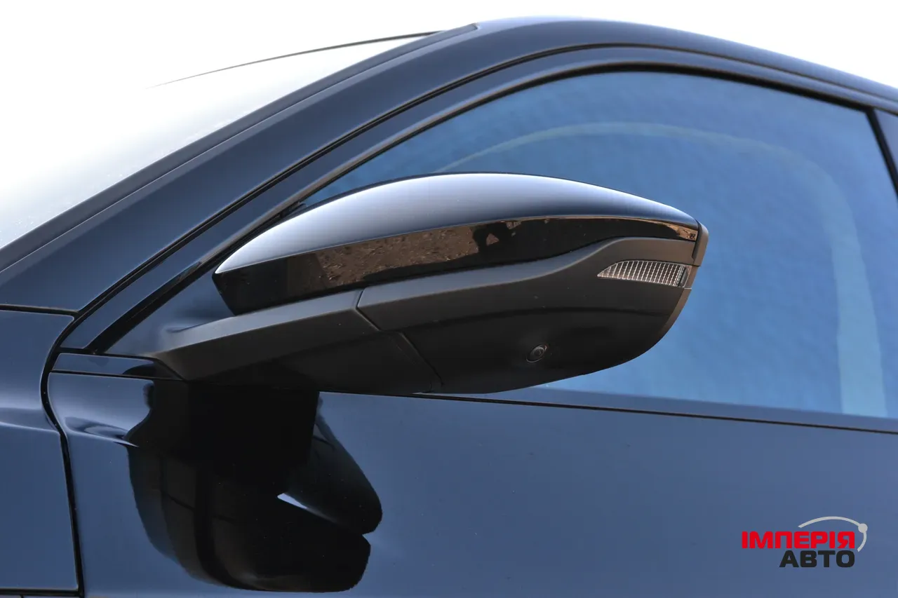 Audi e-tron Sportback - фото 20