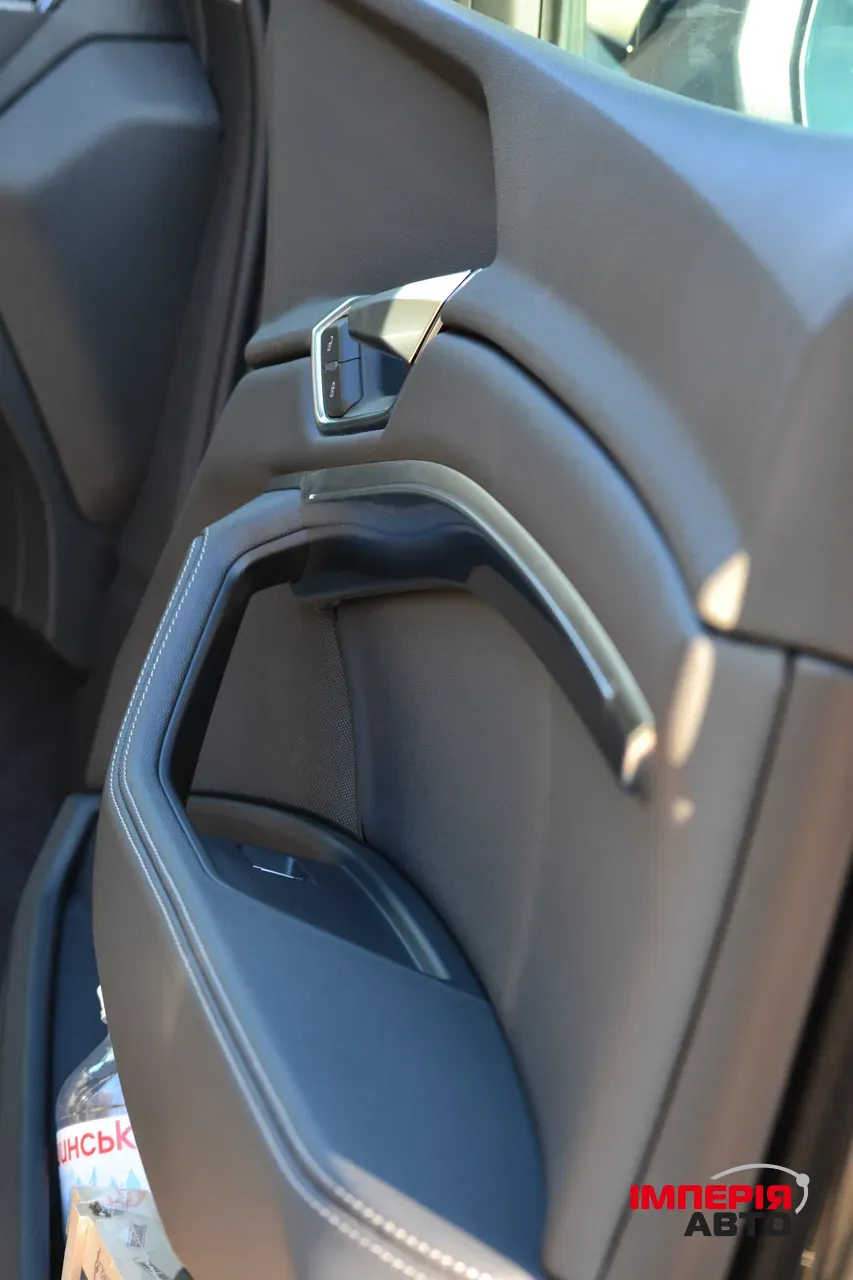 Audi e-tron Sportback - фото 17