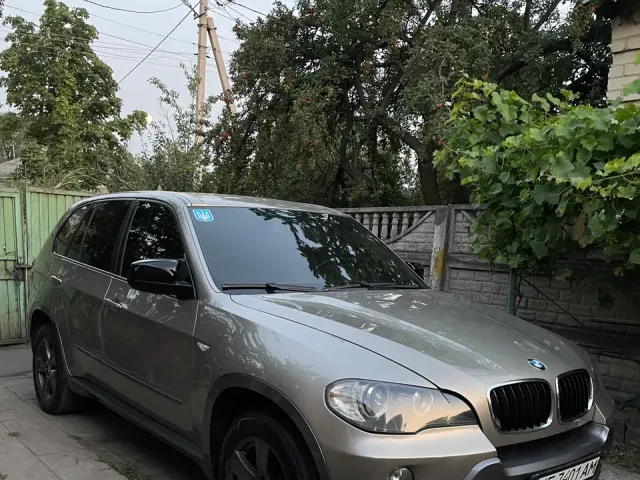 BMW X5 - фото 5