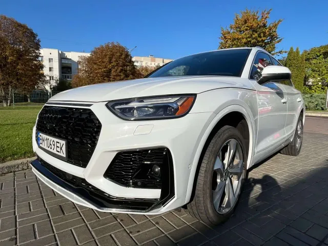 Audi Q5 - фото 5