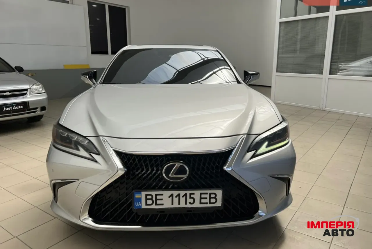 Lexus ES - фото 3