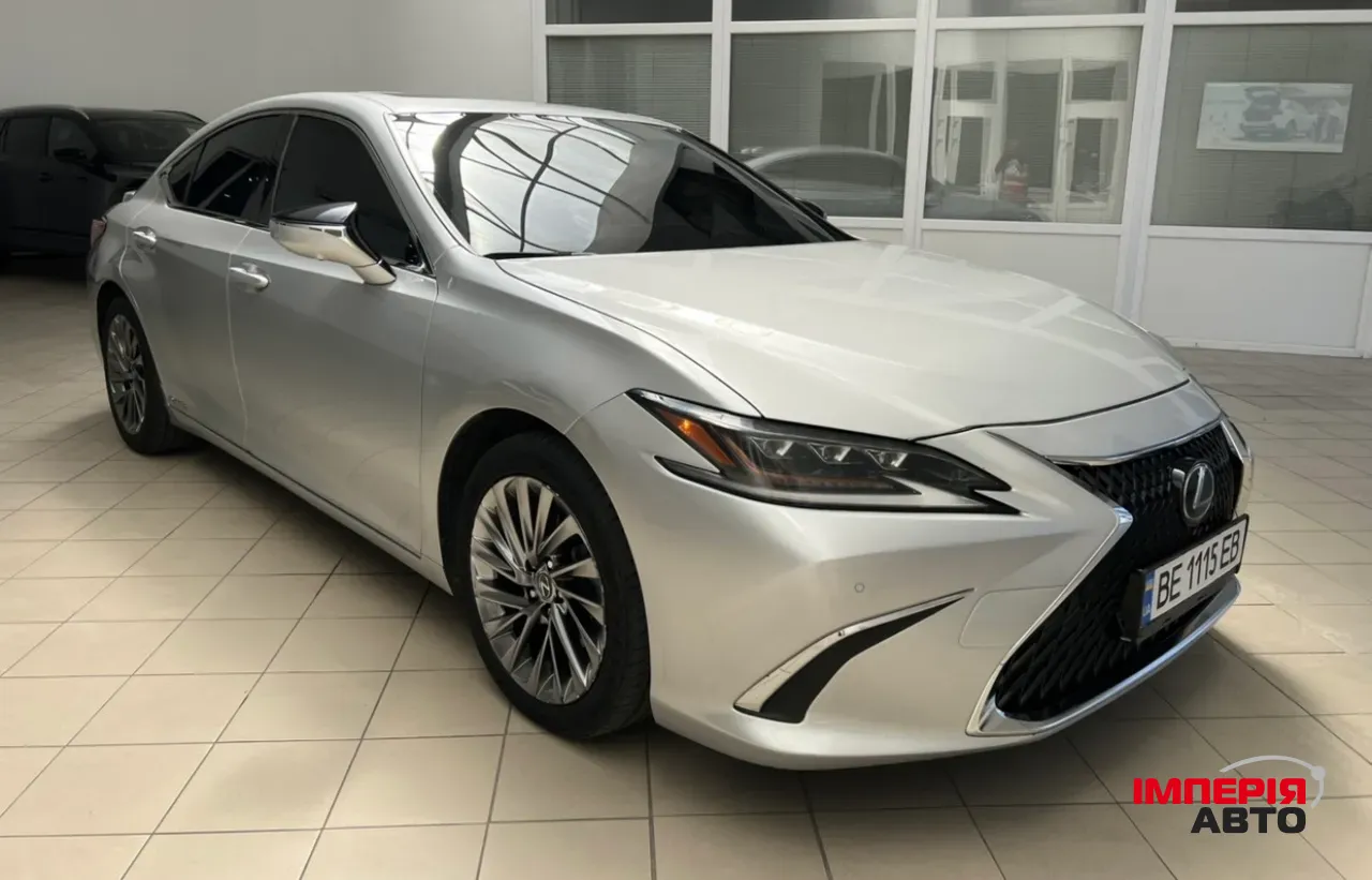 Lexus ES - фото 2