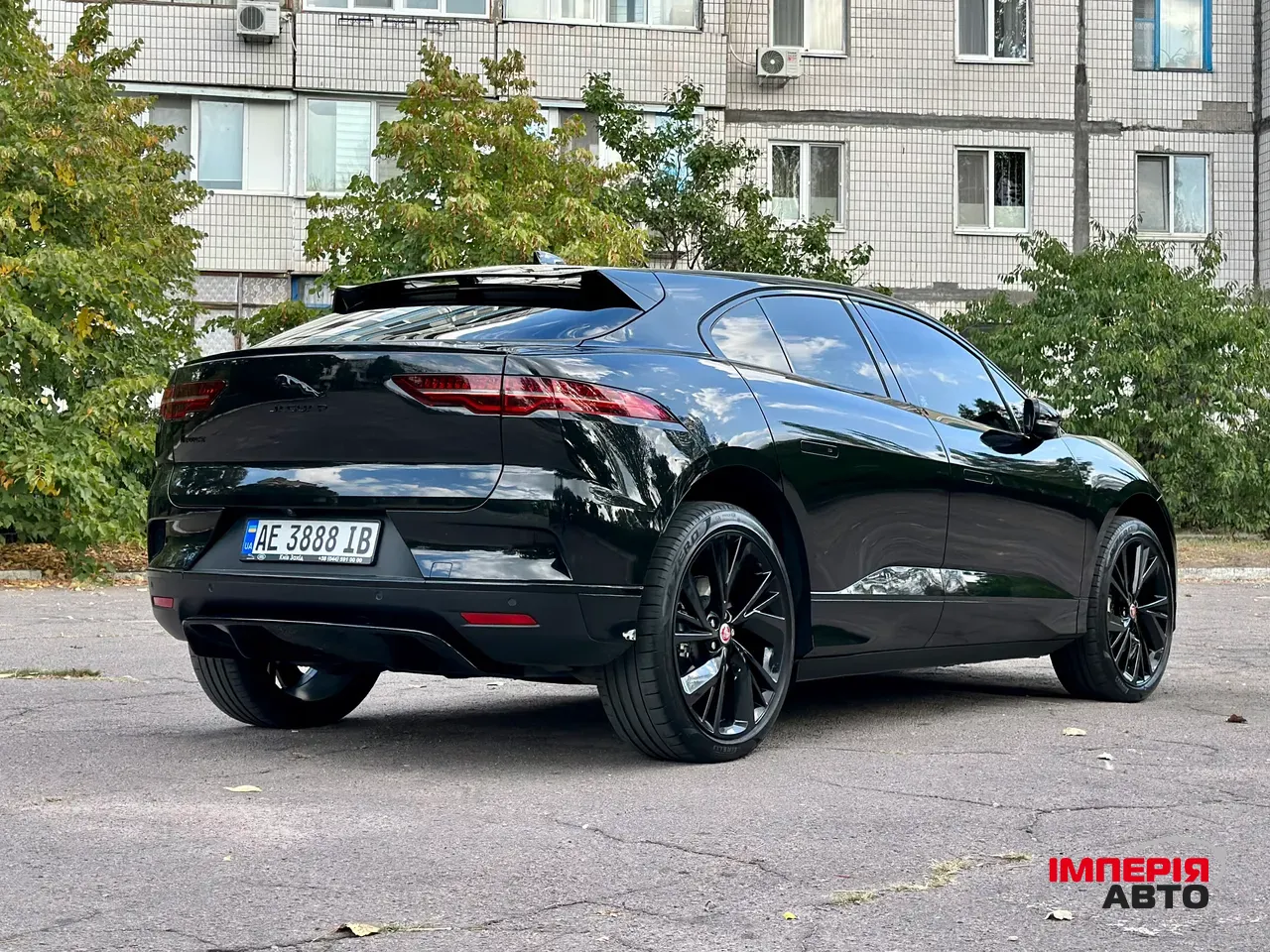 Jaguar I-Pace - фото 1