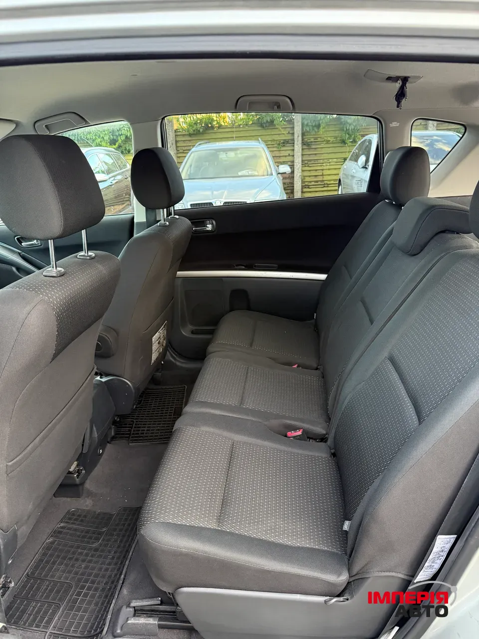 Toyota Corolla Verso - фото 13