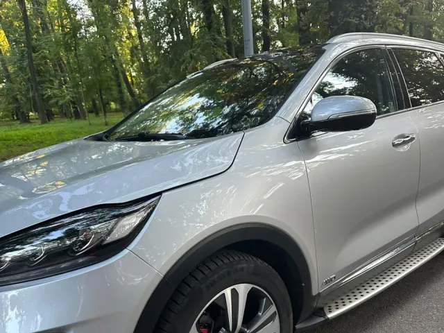Kia Sorento - фото 1