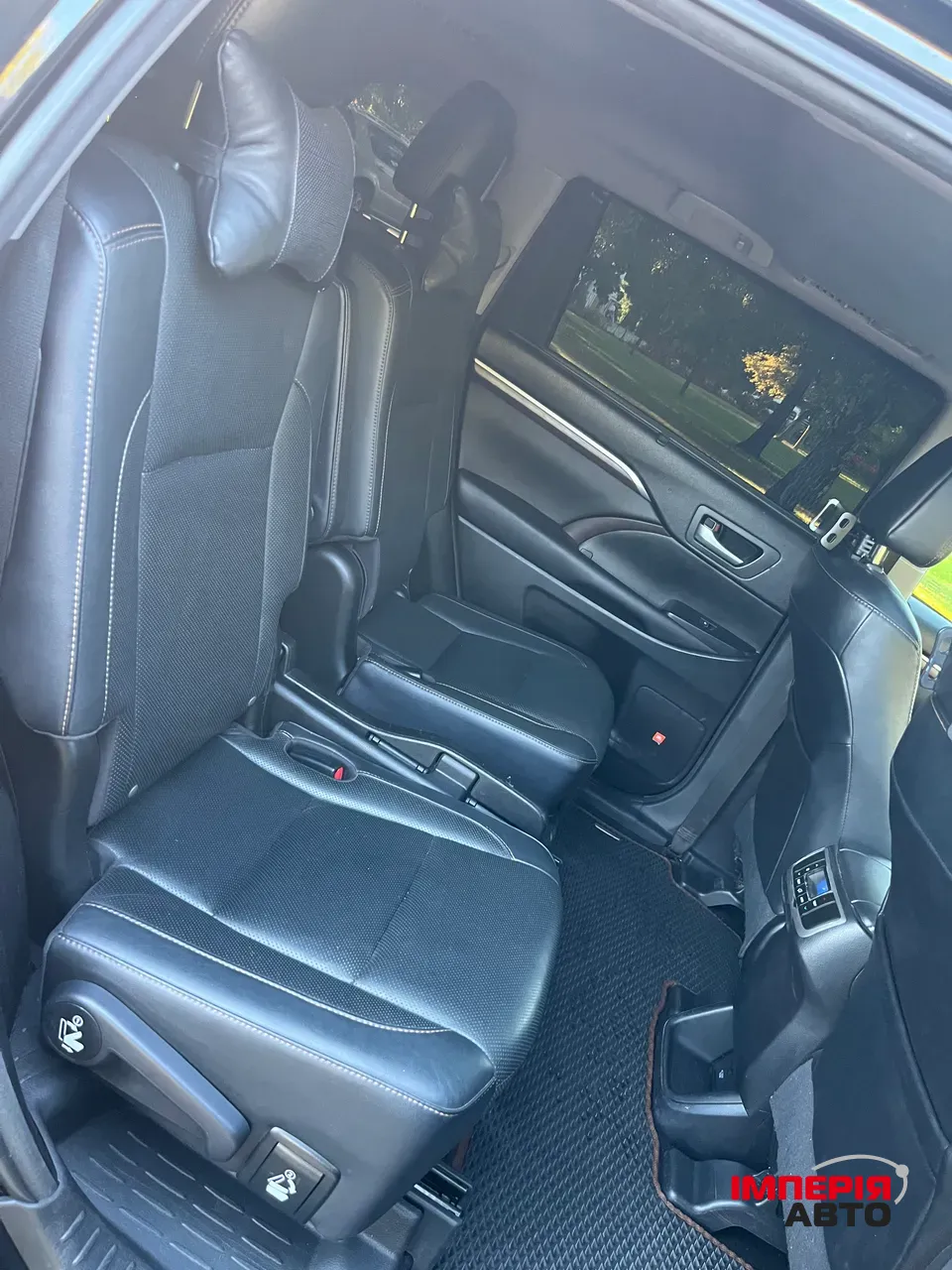 Toyota Highlander - фото 12