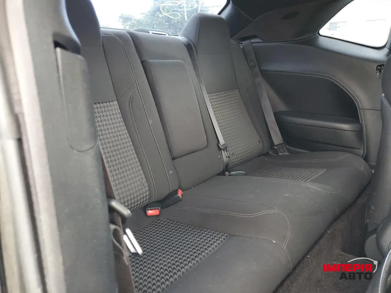 Dodge Challenger - фото 16