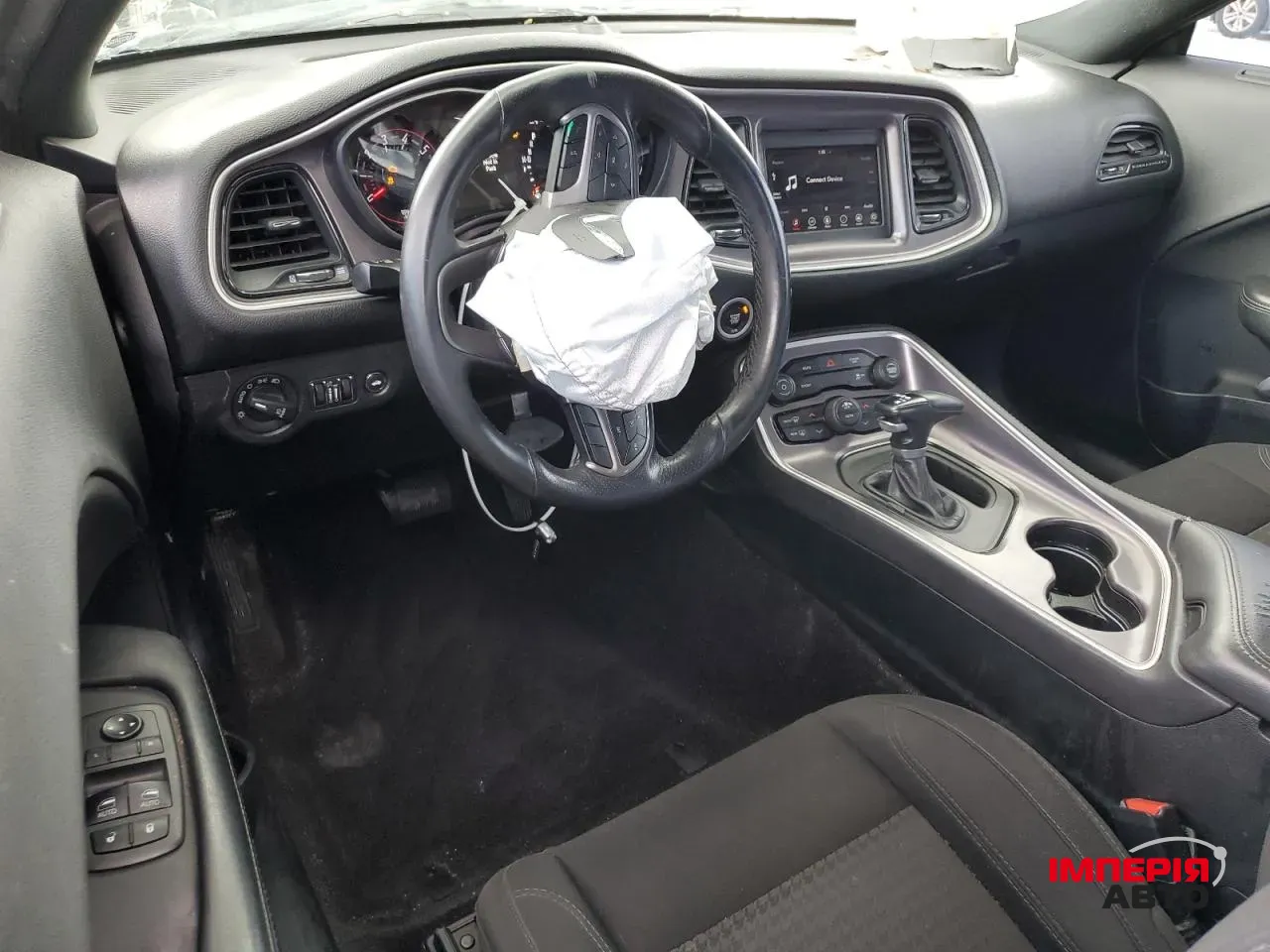 Dodge Challenger - фото 11