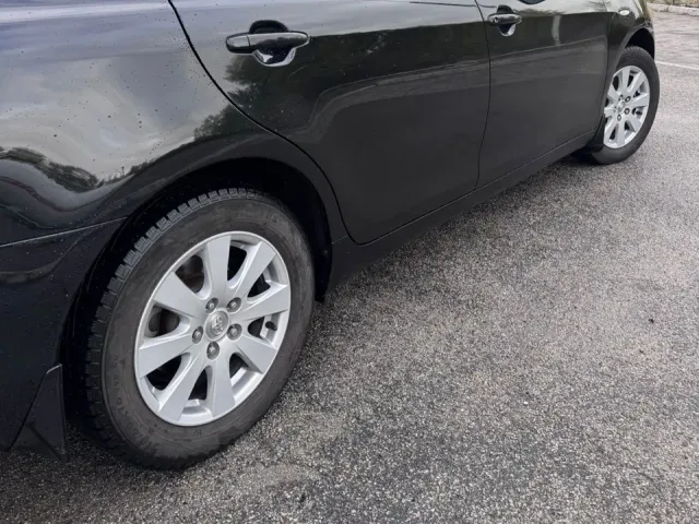 Toyota Camry - фото 4