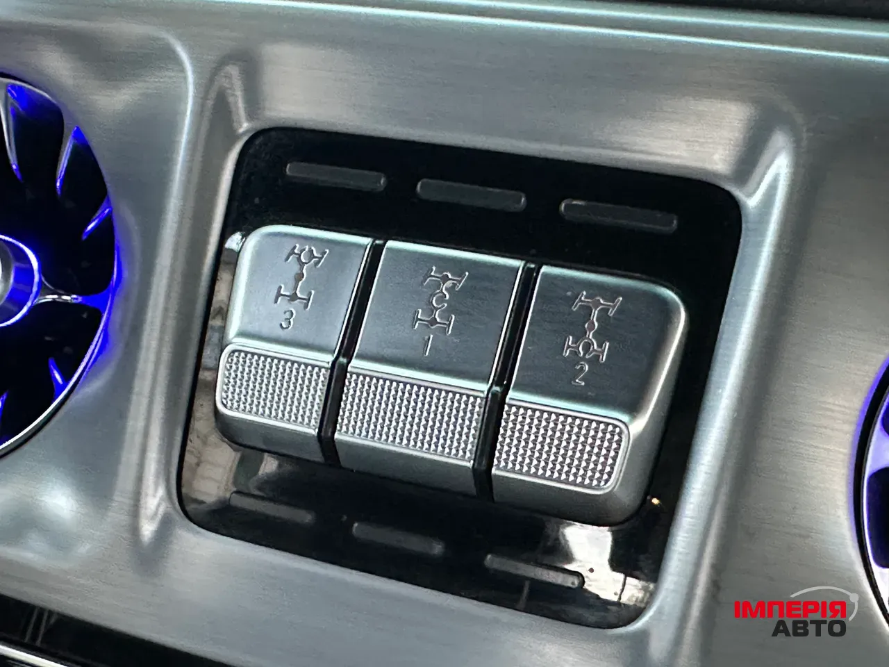 Mercedes-Benz G-Класс - фото 30