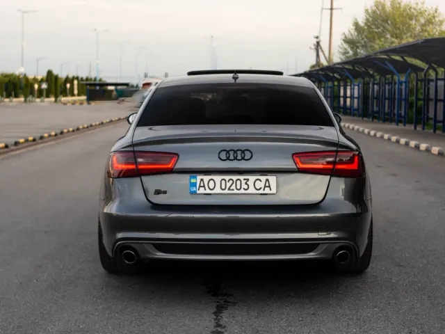 Audi A6 - фото 2