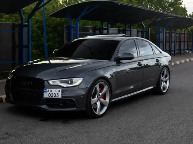 Audi A6 - фото 1