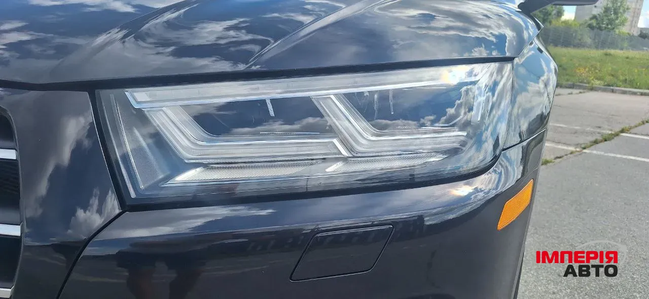 Audi Q5 - фото 13