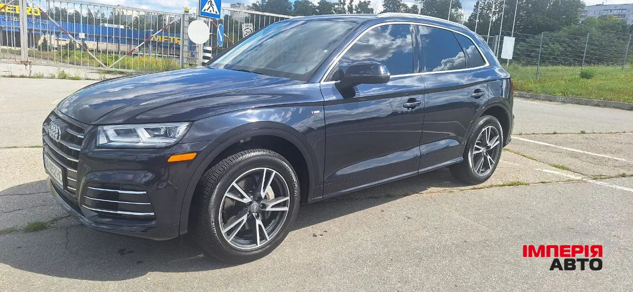 Audi Q5 - фото 3