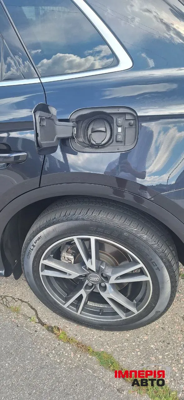 Audi Q5 - фото 12