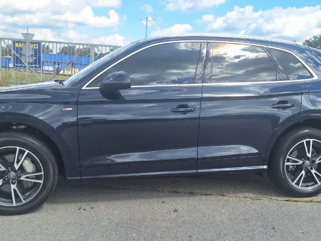 Audi Q5 - фото 2
