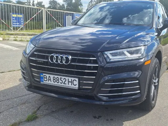 Audi Q5 - фото 4