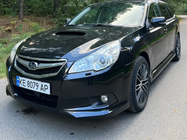 Subaru Legacy - фото 1