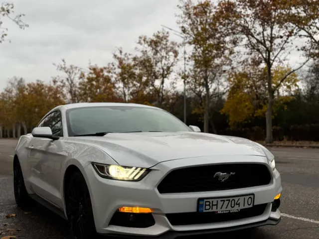 Ford Mustang - фото 3