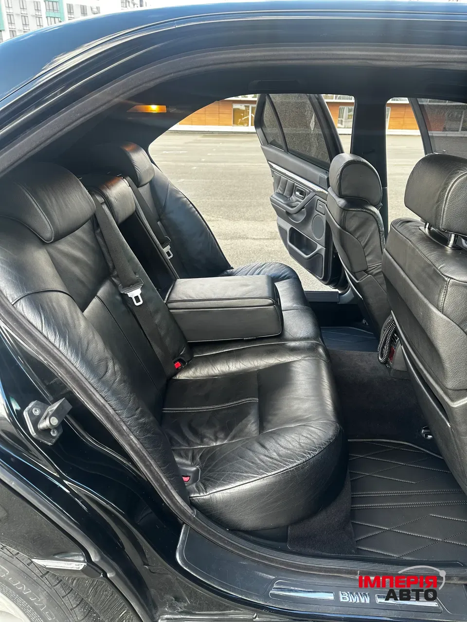 BMW 7 серії - фото 16