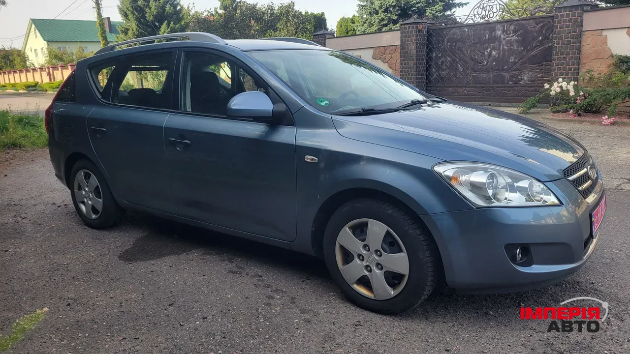 Kia Ceed - фото 19