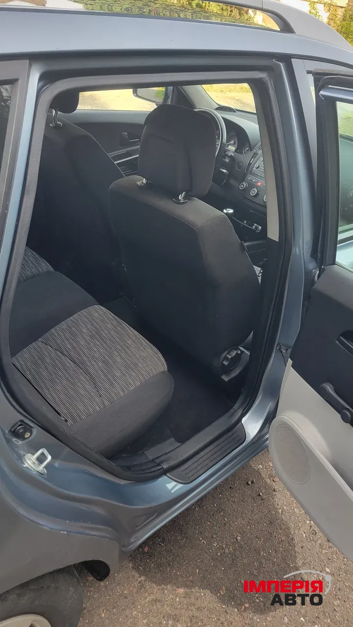 Kia Ceed - фото 23