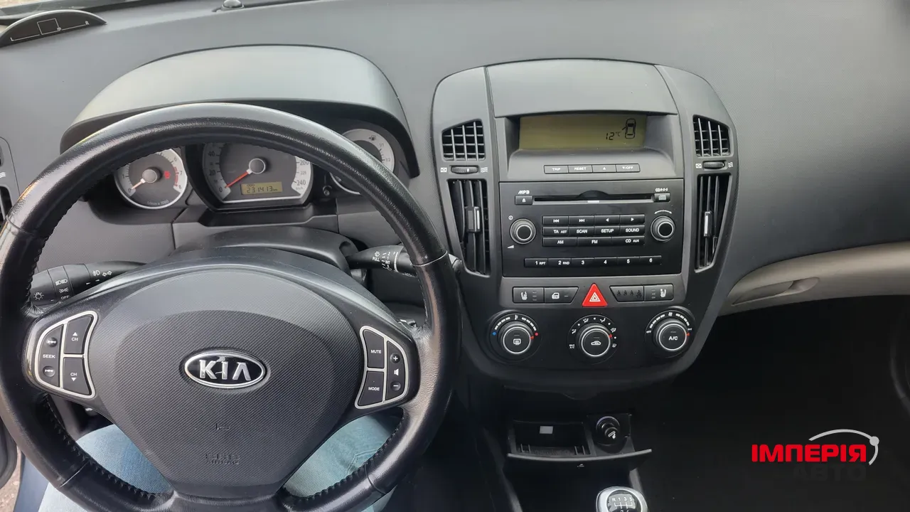 Kia Ceed - фото 3