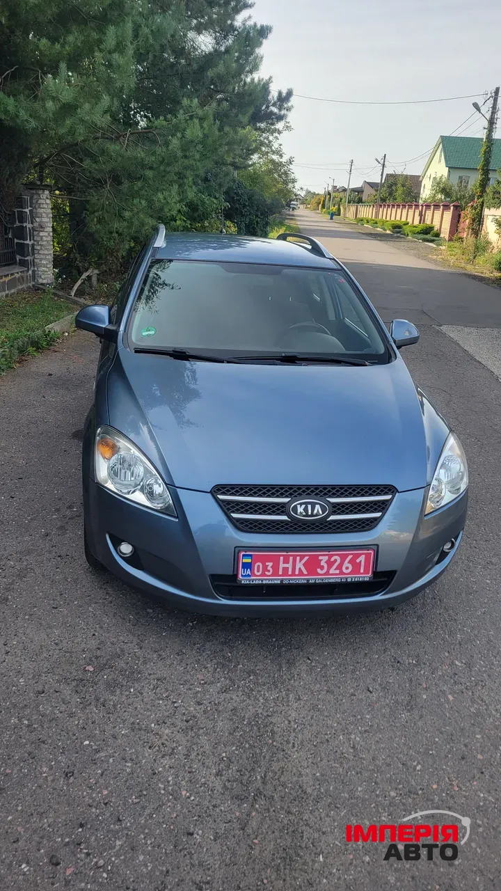 Kia Ceed - фото 8