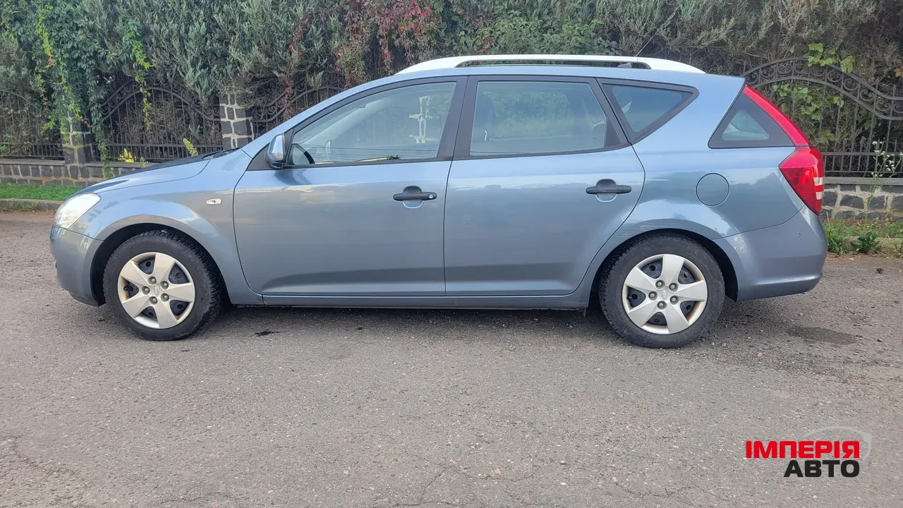 Kia Ceed - фото 13