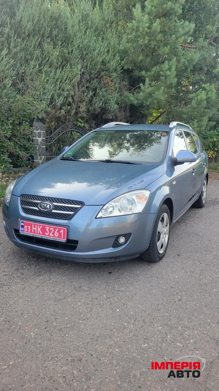 Kia Ceed - фото 10
