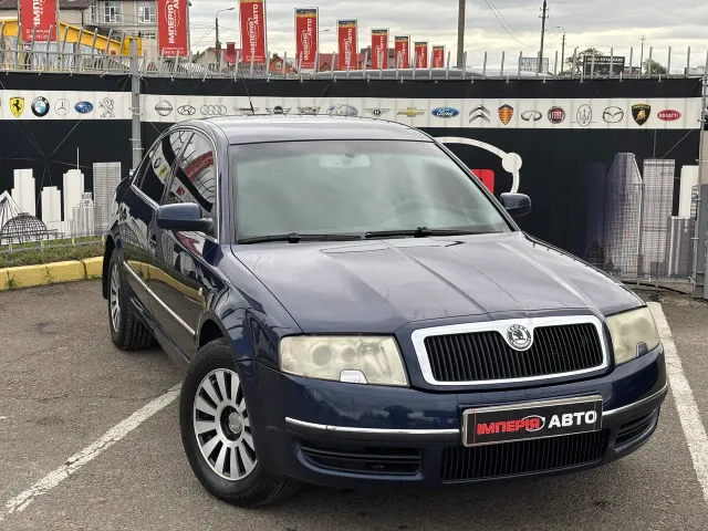 Skoda Superb - фото 3