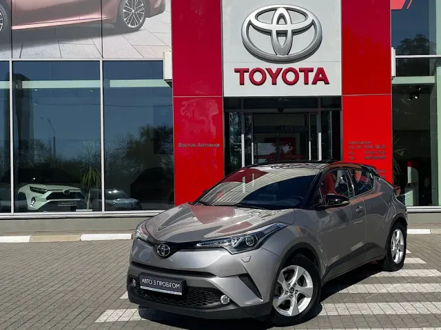 Toyota C-HR - фото 2