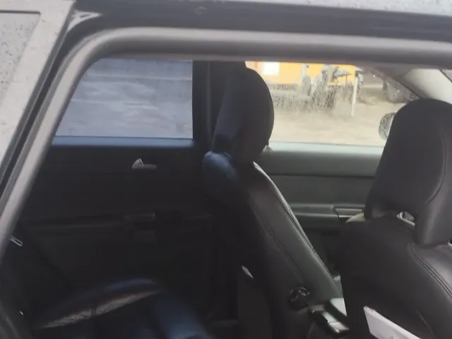 Volvo V50 - фото 3