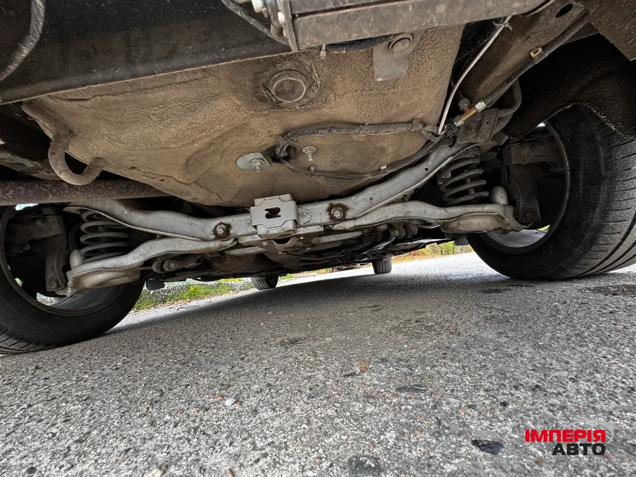 Mazda 3 - фото 15